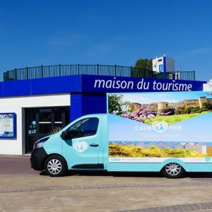 Truck de l'Office de Tourisme de Caen la mer