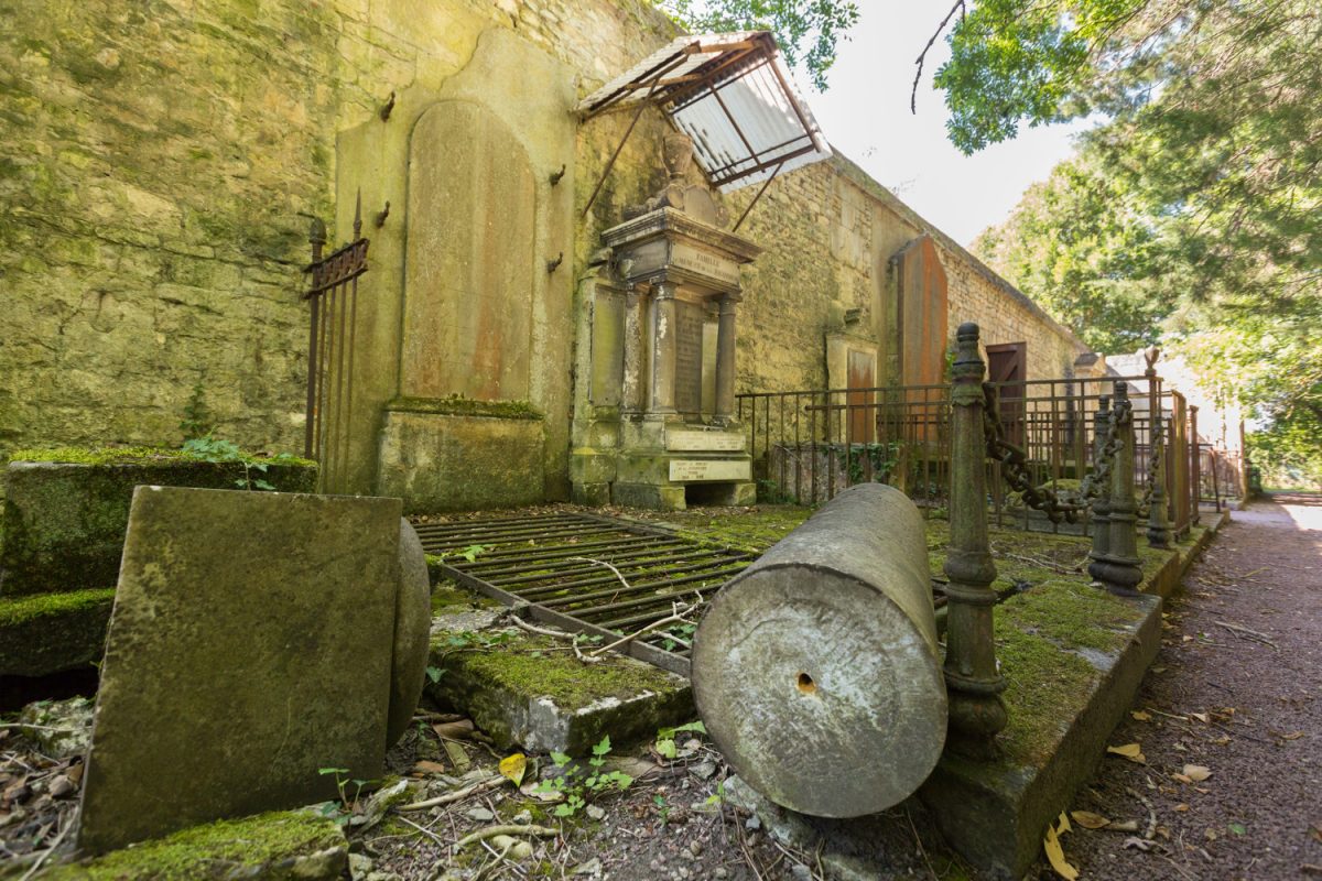 Cimetière dormant Saint-Jean, Caen