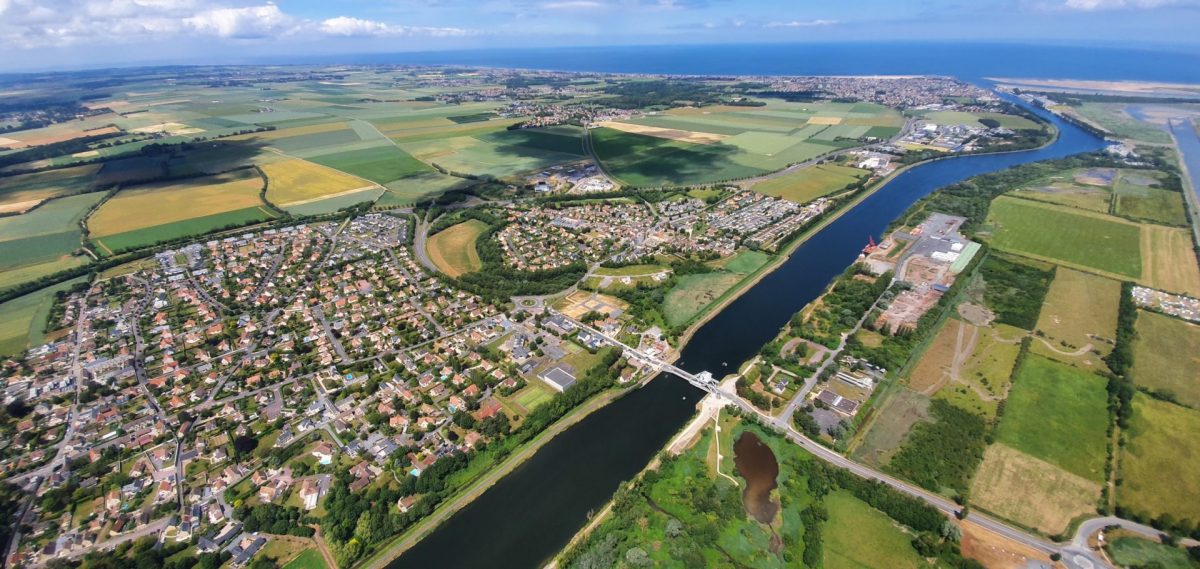 Survol de Sword beach en hélicoptère.