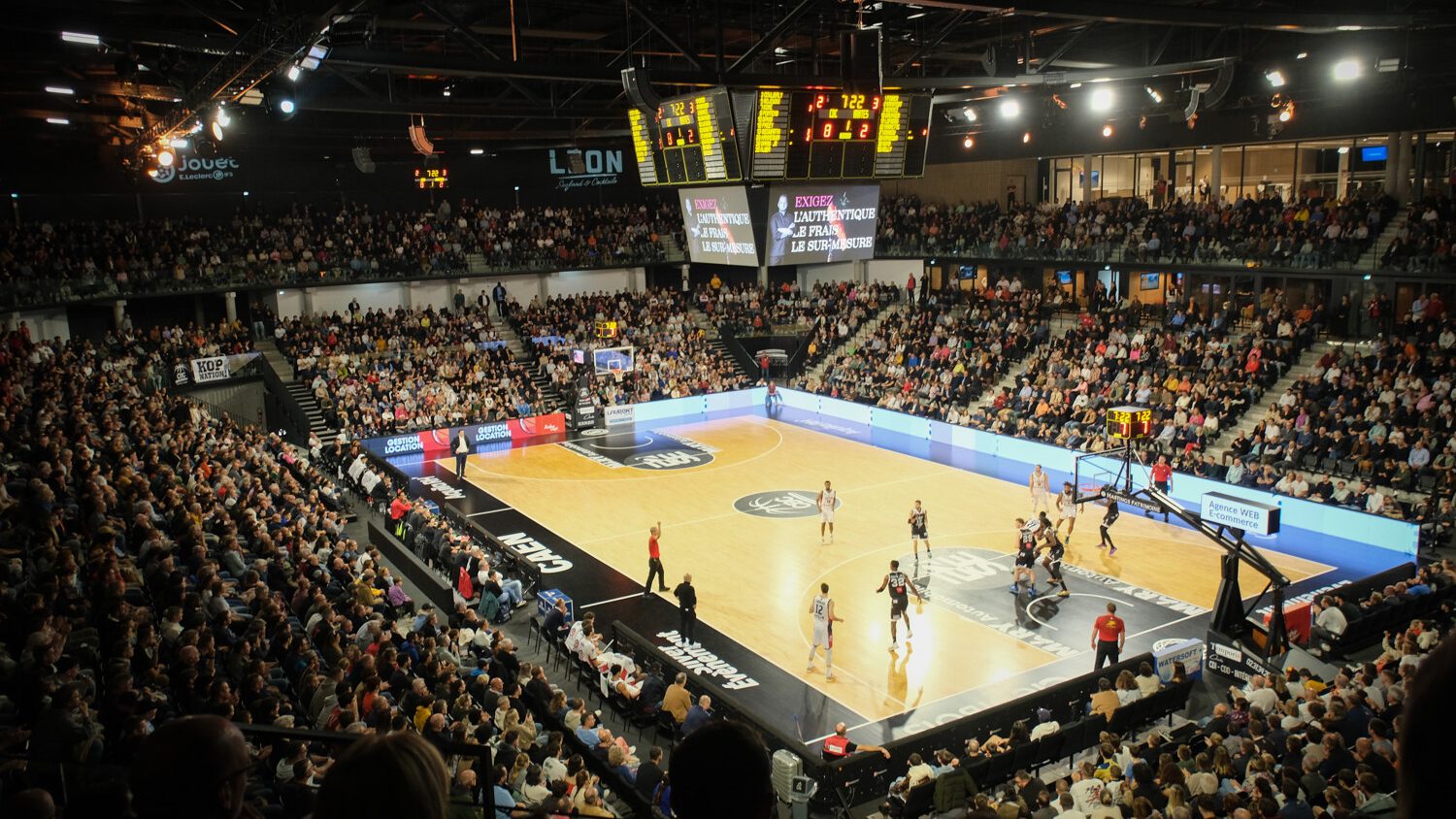 Vivez la fièvre du basket à Caen