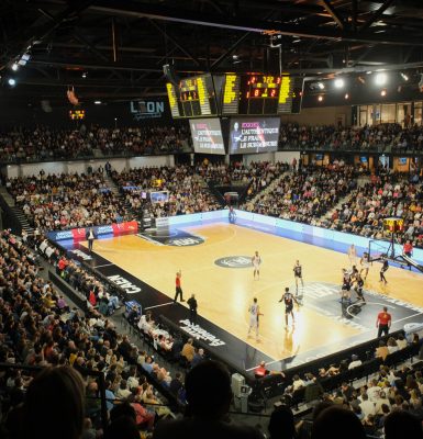 Vivez la fièvre du basket à Caen