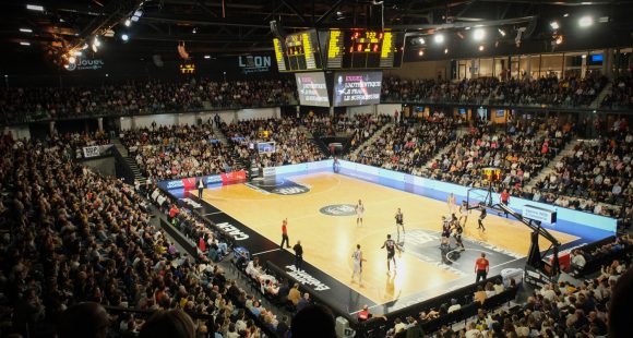 Vivez la fièvre du basket à Caen