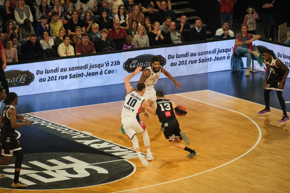 Match de Basket avec le CBC au Palais des Sports de Caen