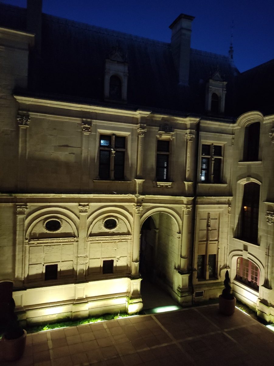 Cour de l'hôtel d'Escoville