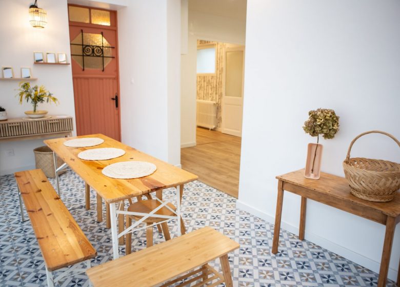 chez-mami-salle-a-manger