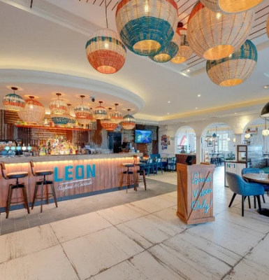 Léon Seafood & Cocktails
