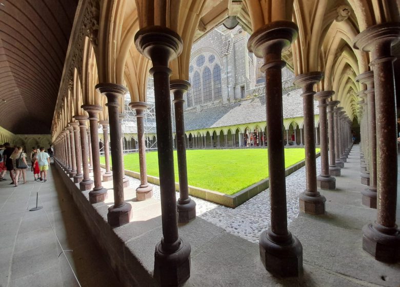 Mont-St-Michel and the cloister of the abbey - Acsm Tours