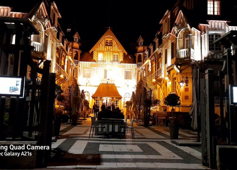 Deauville by night