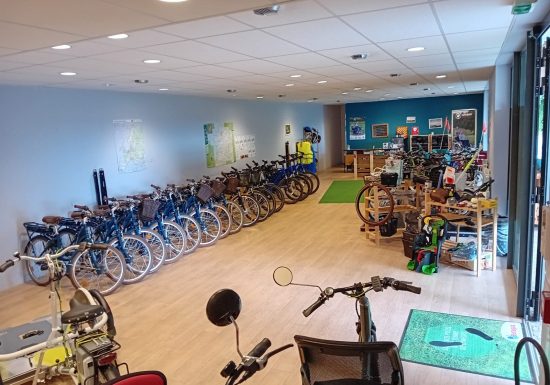 roulez-jeunesse-loisirs-velos-tricycles-VAE-VTC-velos-adaptes