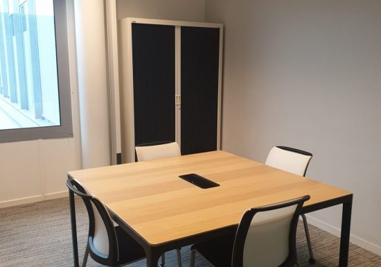Bureau 4 places