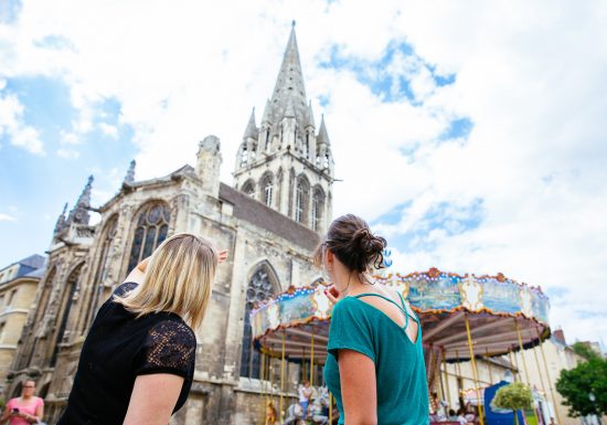 54632-Eglise-Saint-Sauveur-Caen-la-mer-Tourisme—Les-Conteurs–Droits-reserves-Office-de-Tourisme—des-Congres–1200px