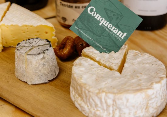 551436-Degustation_de_produits_locaux_chez_les_Cidrologues-Caen_la_mer_Tourisme___Les_Conteurs_(Droits_reserves_OTC)-1500px