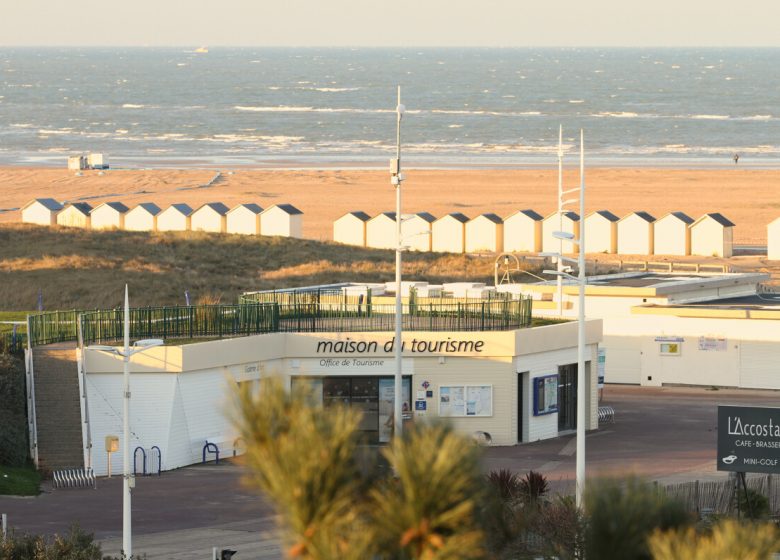 582605-Bureau_d_information_touristique_de_Ouistreham-Caen_la_mer_Tourisme___Olivier_BARJON-1200px