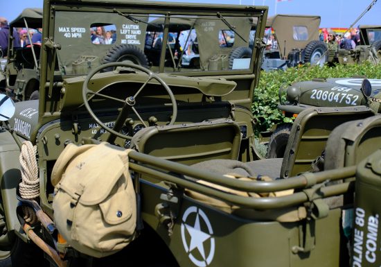 Exposition de véhicules militaires