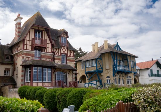 Hermanville-sur-mer__Boulevard_du_Calvados-Mollow-1200px