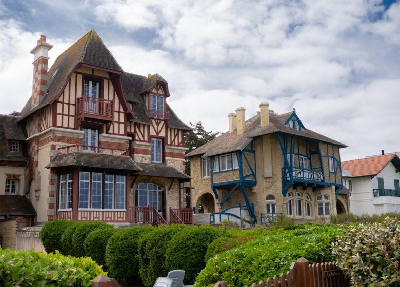 Hermanville-sur-mer__Boulevard_du_Calvados-Mollow-1200px