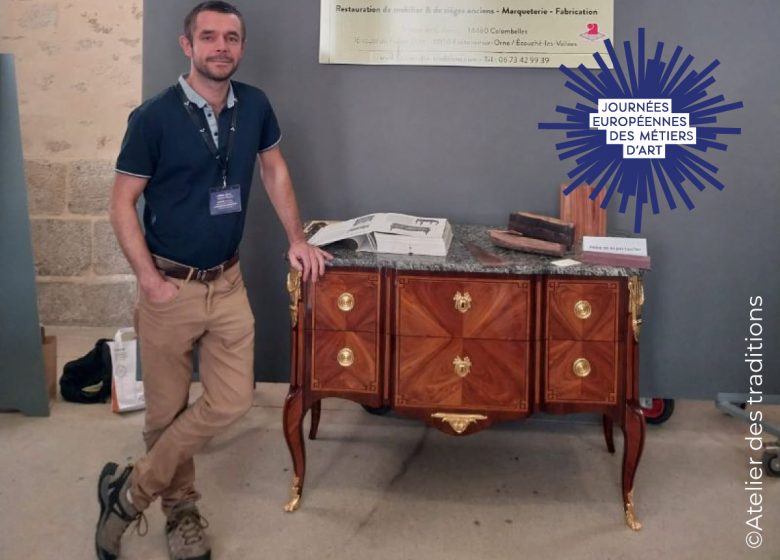 Artisans d&rsquo;art en collaboration avec un antiquaire