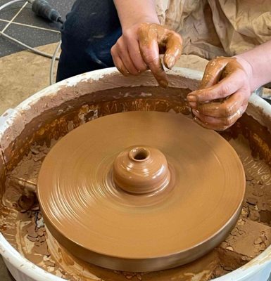 Atelier « initiation au tour de potier »