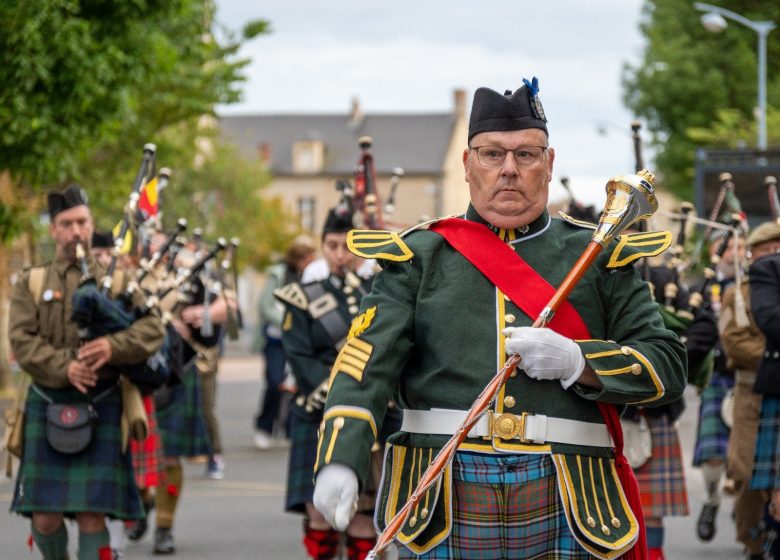 Grande Parade des Pipes & Drums