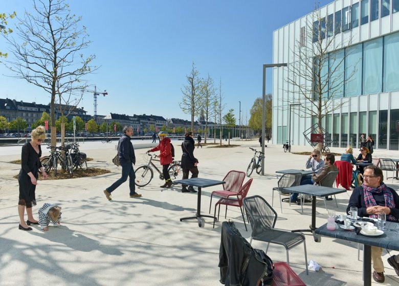 Bibliotheque ADT - exterieur - fdecaens