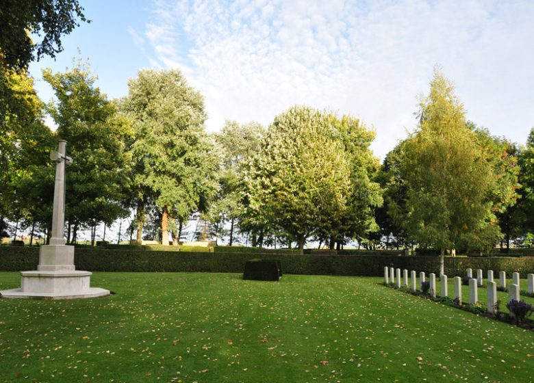 Cimetière britannique Cambes-en-Plaine