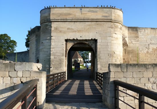 Caen – chateau entrée