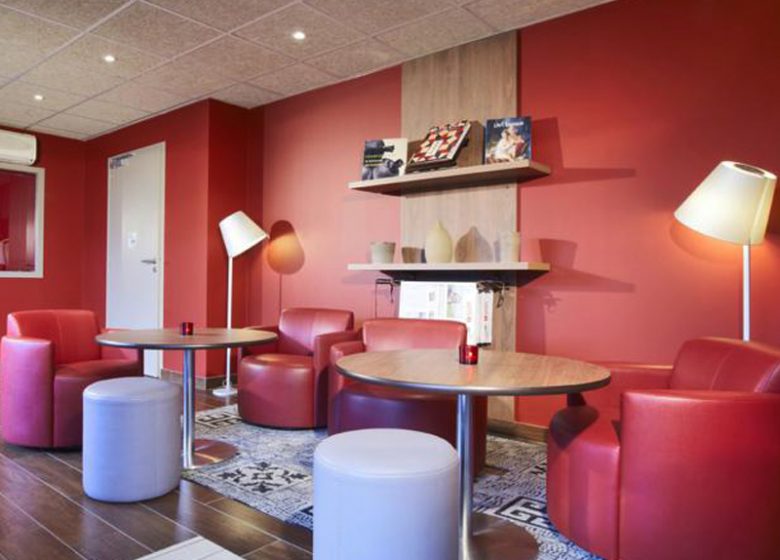 Hotel Kyriad Caen Nord – salon