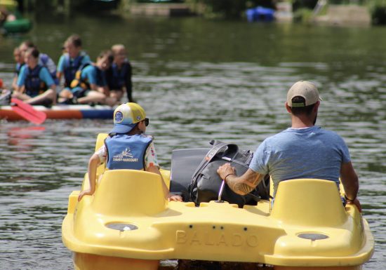 Sortie en famille location pédalo