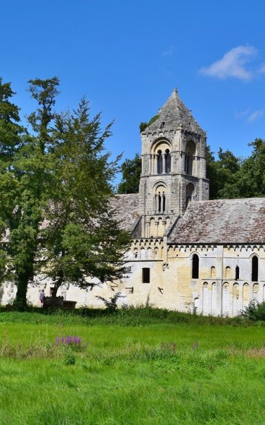 Église Saint-Pierre de Thaon