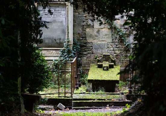 Détails du cimetière dormant Saint Nicolas à Caen
