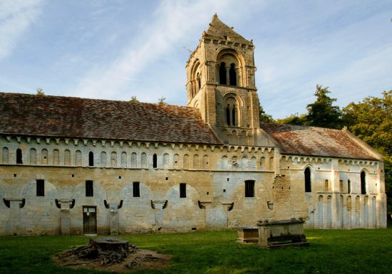 Eglise romane de Thaon