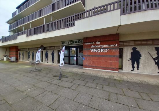 Entrée Musée n4 Commando – Ouistreham
