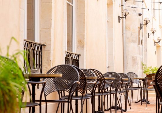 Hotel-La-Particuliere-2-Hotel-Caen-La_Particulière_Patio-Jardin-Cour-Interieure-Espace