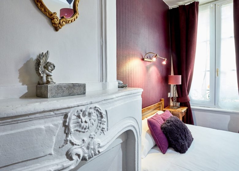 © Hôtel Saint Etienne Caen chambre supérieure