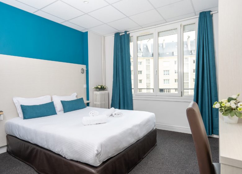 Hotel-chateau-caen-calvados-vue-ensemble