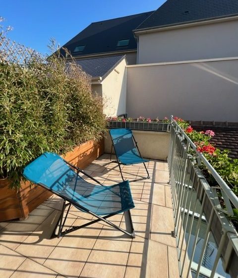 la-belle-de-nacre-balcon-etage