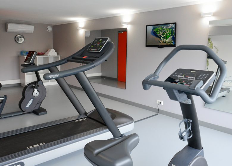 Salle de fitness de l'hôtel Ibis Styles Caen