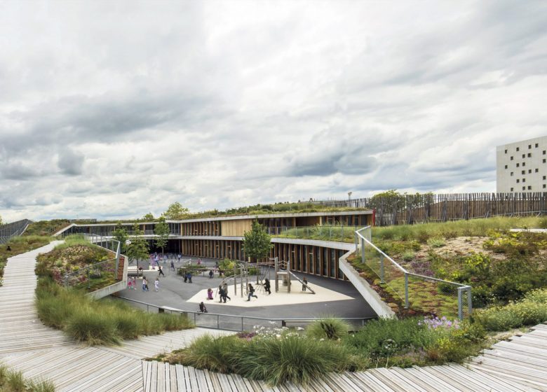 La toiture vivante de L&rsquo;école Aimé Césaire sur l&rsquo;ile de Nantes
