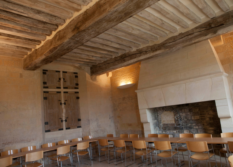 La grange au Dîmes – Manoir grande salle ©Domaine de la Baronnie