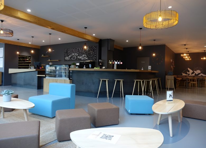 CLIMB UP ESCALADE CAEN NORMANDIE INCENTIVE SPORT FUN CLIMBING