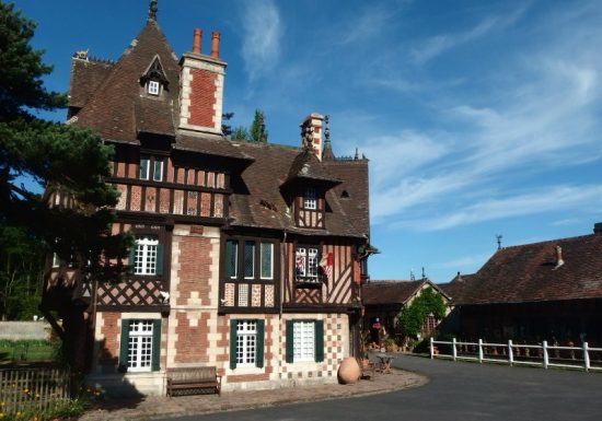 Poterie du Mesnil de Bavent, façade atelier