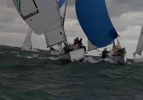 Régate au large de Ouistreham