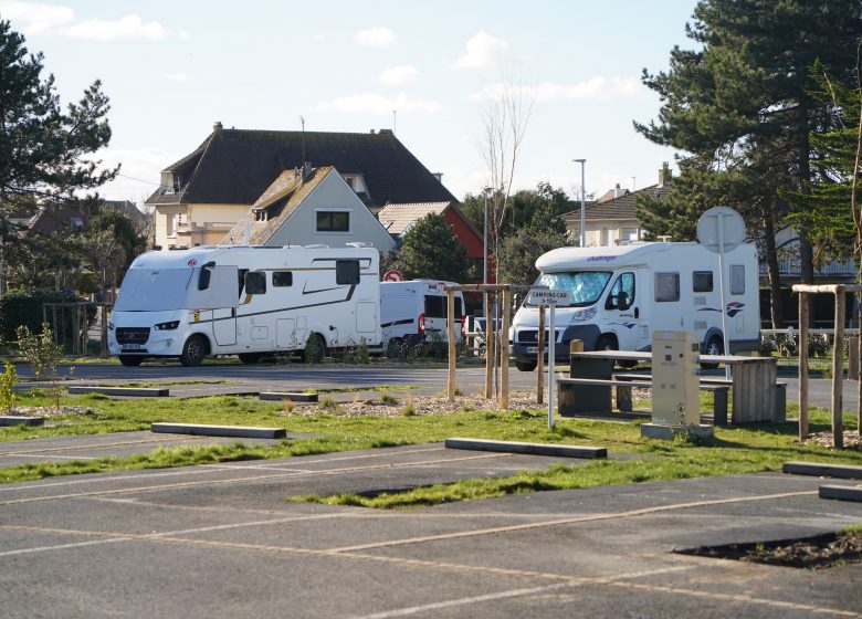 Aire de Camping Cars communale de Ouistreham Riva-Bella 2