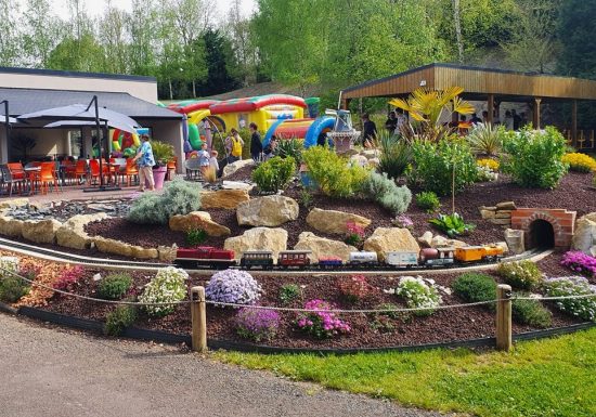 Train échelle G Le monde Miniature