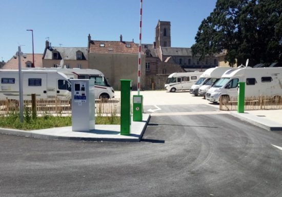 aire-de-service-camping-cars-lion-sur-mer-1