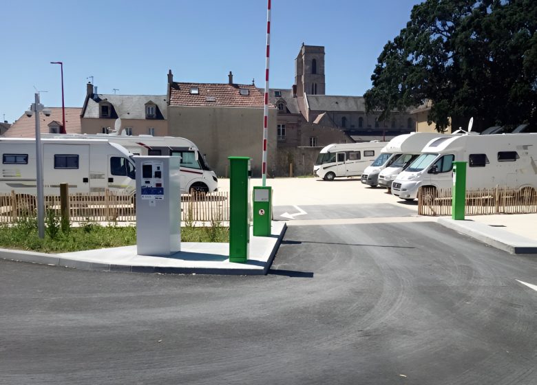 Aire de service camping cars Lion sur mer Normandie