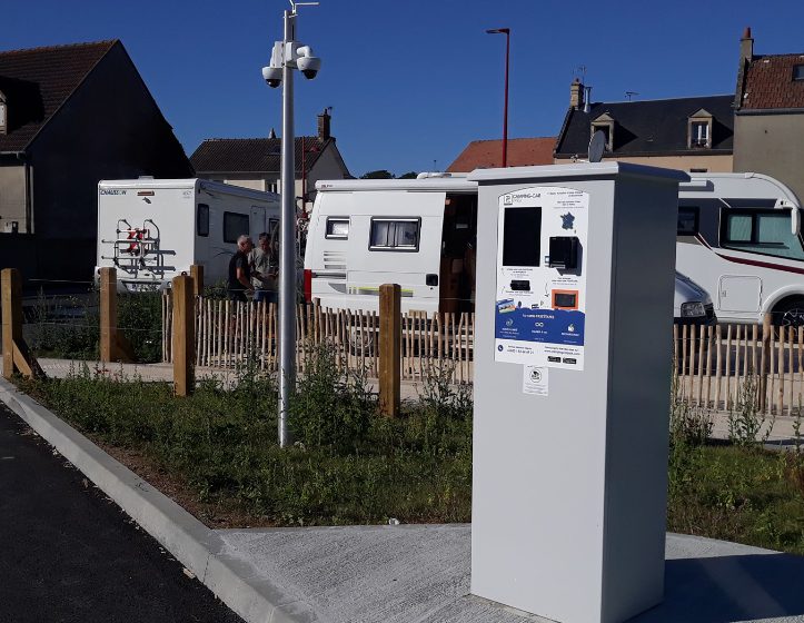 aire-de-service-camping-cars-lion-sur-mer-4