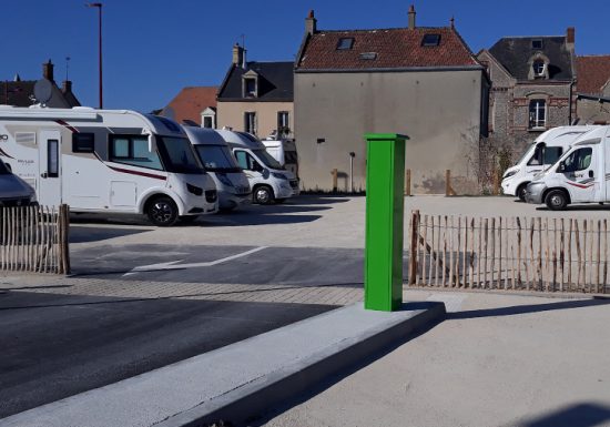 aire-de-service-camping-cars-lion-sur-mer-3