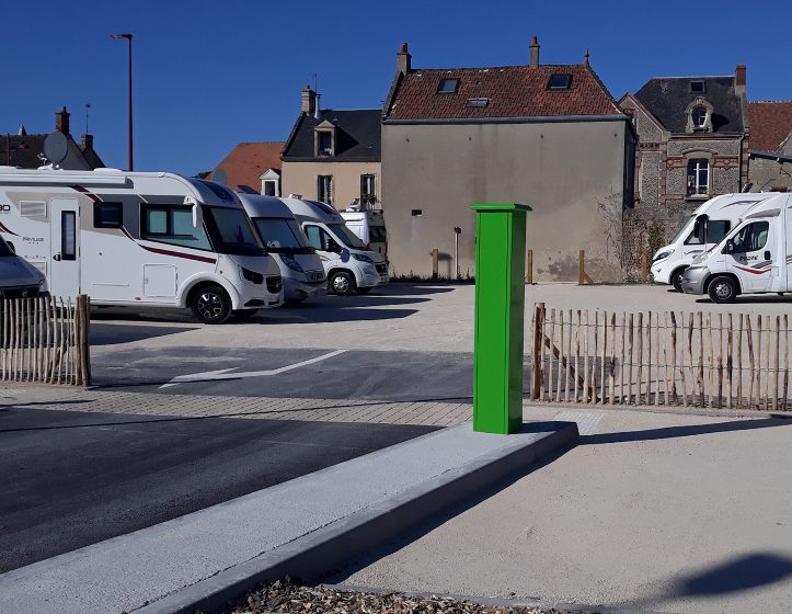 aire-de-service-camping-cars-lion-sur-mer-3