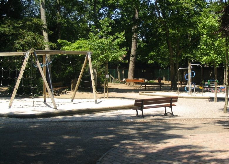 aire de jeux jardin des plantes caen